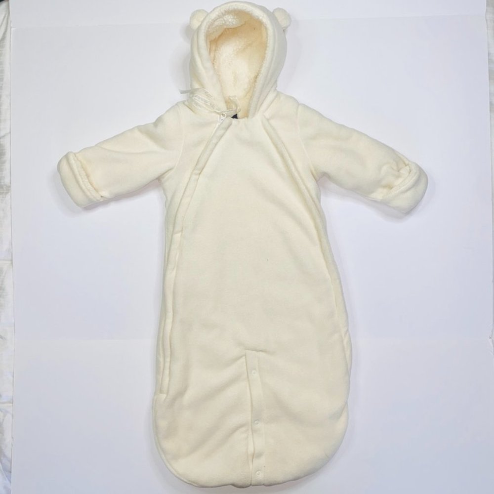 Baby Gap Ivory Fleece and Sherpa lined Bunting Suit Size 6-12 months